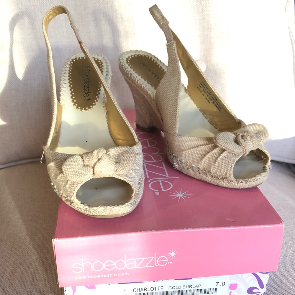 Shoe Dazzle wedge sandal